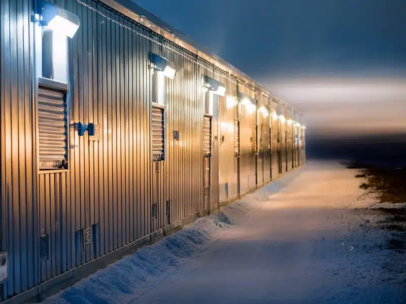 custom cold storage solutions for large-scale projects