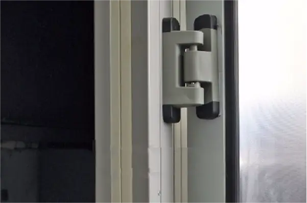 menteşeli soğuk oda kapısı detayları 5